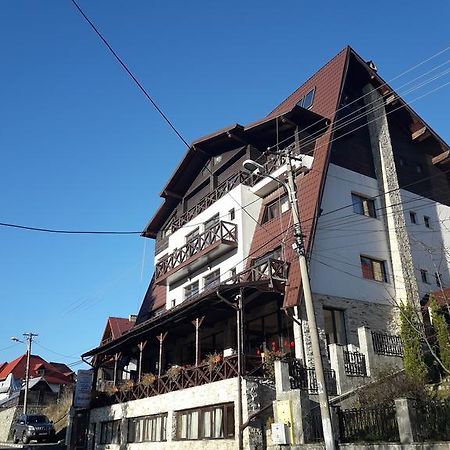 Magic Club Ξενοδοχείο Buşteni Εξωτερικό φωτογραφία