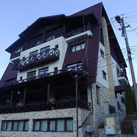 Magic Club Ξενοδοχείο Buşteni Εξωτερικό φωτογραφία